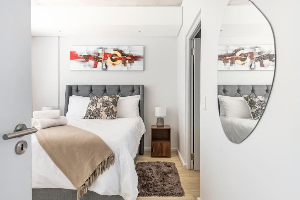 Chic, Central, Family & Group Stay - Stylish 2 Ensuite Bedroom Apartment With Spacious Balcony Кейптаун Екстер'єр фото