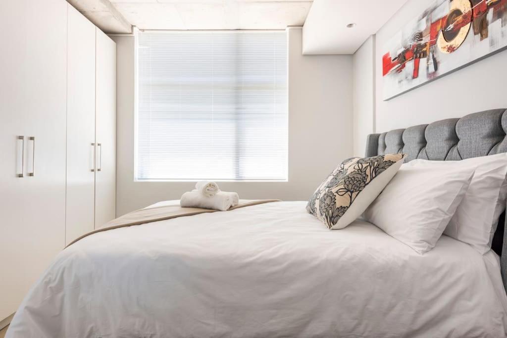 Chic, Central, Family & Group Stay - Stylish 2 Ensuite Bedroom Apartment With Spacious Balcony Кейптаун Екстер'єр фото